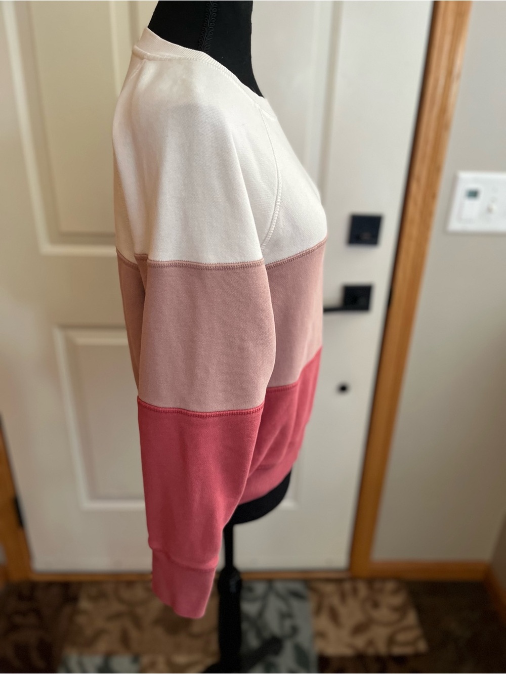 Spiritual Gangster Bridget raglan triblock crew pull over sweatshirt. Size small - Picture 2 of 15